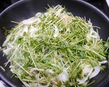 簡単！たっぷり豆苗回鍋肉☆ホイコーロー作り方4写真