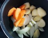 創味シャンタンで塩肉じゃが作り方1写真