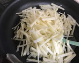 シャキシャキポテトとコーンビーフ炒め♡作り方5写真