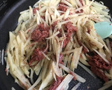 シャキシャキポテトとコーンビーフ炒め♡作り方7写真