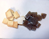 コンニャクと厚揚げ♡コロコロ炒め作り方2写真