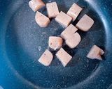 コンニャクと厚揚げ♡コロコロ炒め作り方3写真