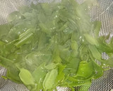 簡単節約【生わかめのサッパリ梅酢佃煮】作り方1写真