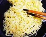 簡単！豚ニラ玉DEごま醤油風味焼きそば♪作り方7写真
