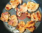 塩麹で旨味アップ♪鶏モモの大根おろしのせ作り方3写真