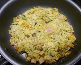 簡単！野菜炒めリメイク☆カレーピラフ作り方3写真