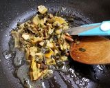 アカヤマドリ等きのこ4種と野菜の油炒め作り方6写真