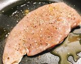 ⭐️絶品ソースのハーブチキンステーキ⭐️作り方1写真