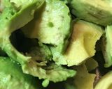アボカドとクリームチーズ マヨ醤油味作り方1写真