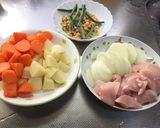野菜たっぷり彩りシチュー!(^^)!作り方1写真