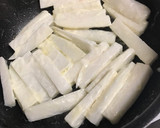 長芋を炒めてホクホク☆コクうまオイマヨ味作り方4写真