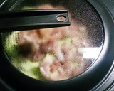 ほぼ放置！鶏もも肉とキャベツの蒸し物♡作り方3写真