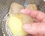 うどとじゃがいもの煮物作り方1写真