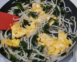 もやしと卵の中華炒め with わかめ作り方4写真