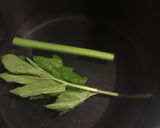 明日葉と長いもメカブのネバネバ和え作り方1写真