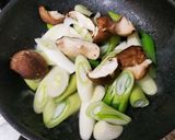 鶏のもも肉と野菜たっぷり炒め作り方9写真