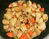 白だしで簡単♪里芋と鶏肉の照り煮☆作り方8写真