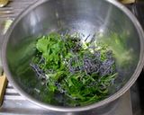 水菜の塩こんぶ和え、黒酢たら～り。作り方2写真