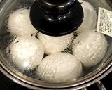 圧力鍋で☆手羽元と卵と野菜のみそ味煮物作り方2写真