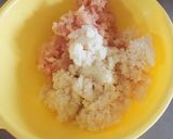 鶏むね肉とれんこんのさっぱりつくね作り方1写真