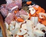 出汁パックで厚揚げとれんこんの炒め煮作り方1写真