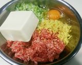 肉団子と白菜、キノコのピリ辛味噌スープ作り方3写真