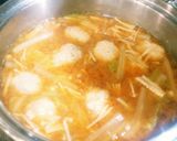 肉団子と白菜、キノコのピリ辛味噌スープ作り方10写真