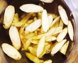 ♡ごぼうのピリ辛豆板醤和え♡作り方1写真