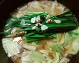 残さず食べられる☆豚白モツ鍋☆作り方5写真