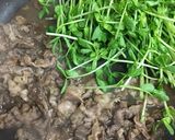 簡単！こんがり長芋の牛肉入り豆苗あんかけ作り方8写真