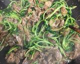 簡単！こんがり長芋の牛肉入り豆苗あんかけ作り方9写真