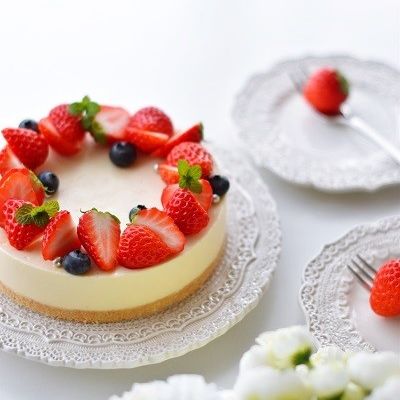 夢色パティシエール　カード　ベリーのレアチーズケーキ　ホワイトチョコの宝箱 夢色パティシエール カード ベリーのレアチーズケーキ ホワイト