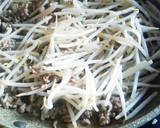 もやしと挽き肉のマヨ炒め作り方2写真