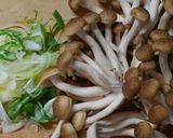 鶏ささみとネギ もやし しめじの甘辛煮✿作り方1写真