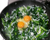 超時短！ほうれん草としらすの玉子炒め作り方4写真