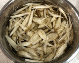 炊飯器で丸ごと鶏もも肉の炊き込みご飯！作り方2写真