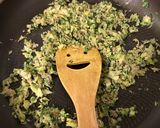 餃子のネタの余りで簡単チャーハン☆作り方1写真