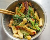 さつまいもとリンゴ、春菊の胡麻酢和合作り方7写真