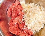 エノキたっぷりハンバーグのトマト煮込み作り方1写真