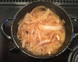 ココット鍋でオニオングラタンスープ作り方3写真