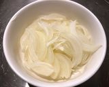 お鍋ひとつで簡単！ビーフストロガノフ♡作り方1写真