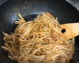 牛ホルモンともやしの炒め物作り方3写真