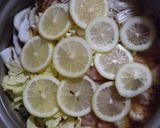 美味しい！レモンとナンプラー香る鶏団子鍋作り方3写真
