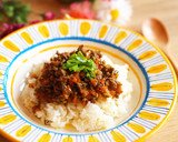 簡単★焼肉のたれで！合い挽肉のそぼろ丼♡作り方4写真