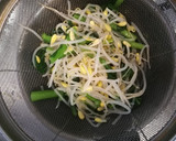 青菜と豆もやしの和え物。作り方1写真