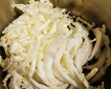 やわらか白菜とカニカマの味噌汁作り方1写真