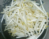 豚肉とたっぷり白菜のあんかけ焼きそば☆作り方2写真