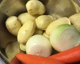 【簡単】素材のうまみ！基本の肉じゃが作り方1写真