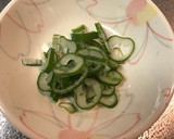 煮汁リメイク！もやしとわかめのスープ作り方2写真