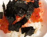 シンプルで美味しい！鮭とイクラの親子丼作り方2写真